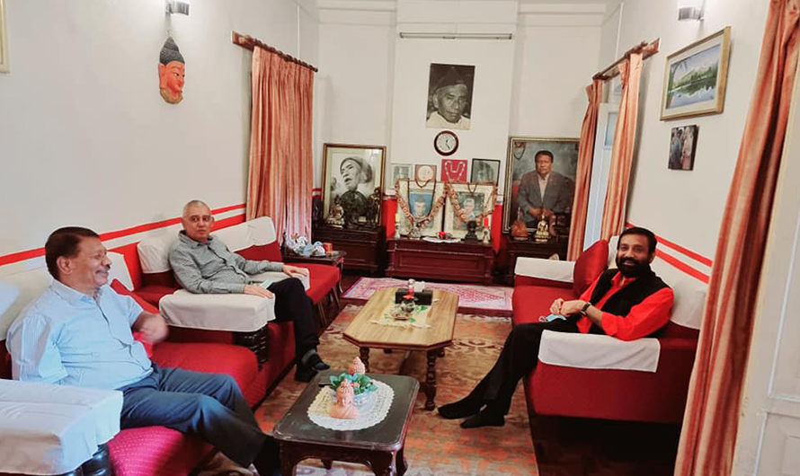 कांग्रेसका ३ नेताले केन्द्रीय सदस्यहरुसँग छलफल गर्ने 